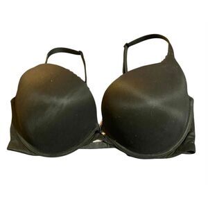 Victoria’s Secret body by Victoria Fullcoverage black bra 36DD
